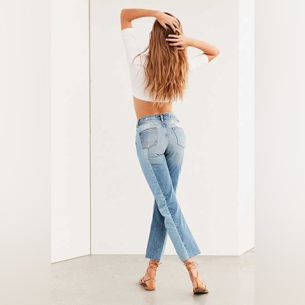 NWT Urban Outfitters BDG Spliced Mid-Rise Straight-Leg Jeans in Indigo - 25